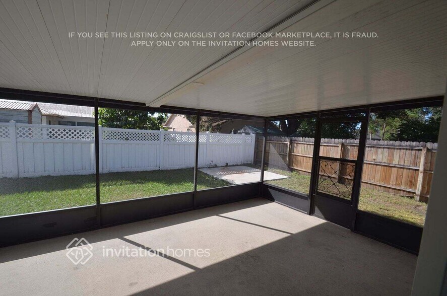 Building Photo - 1803 Landside Dr