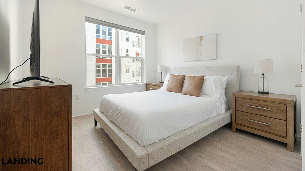 Building Photo - 5334 Baltimore Ave