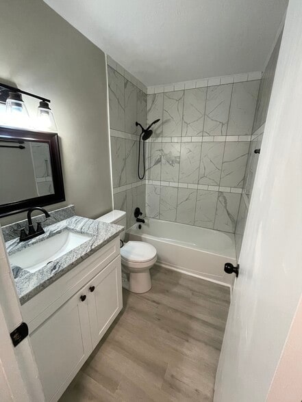 Building Photo - 2839 Lumpkin Rd