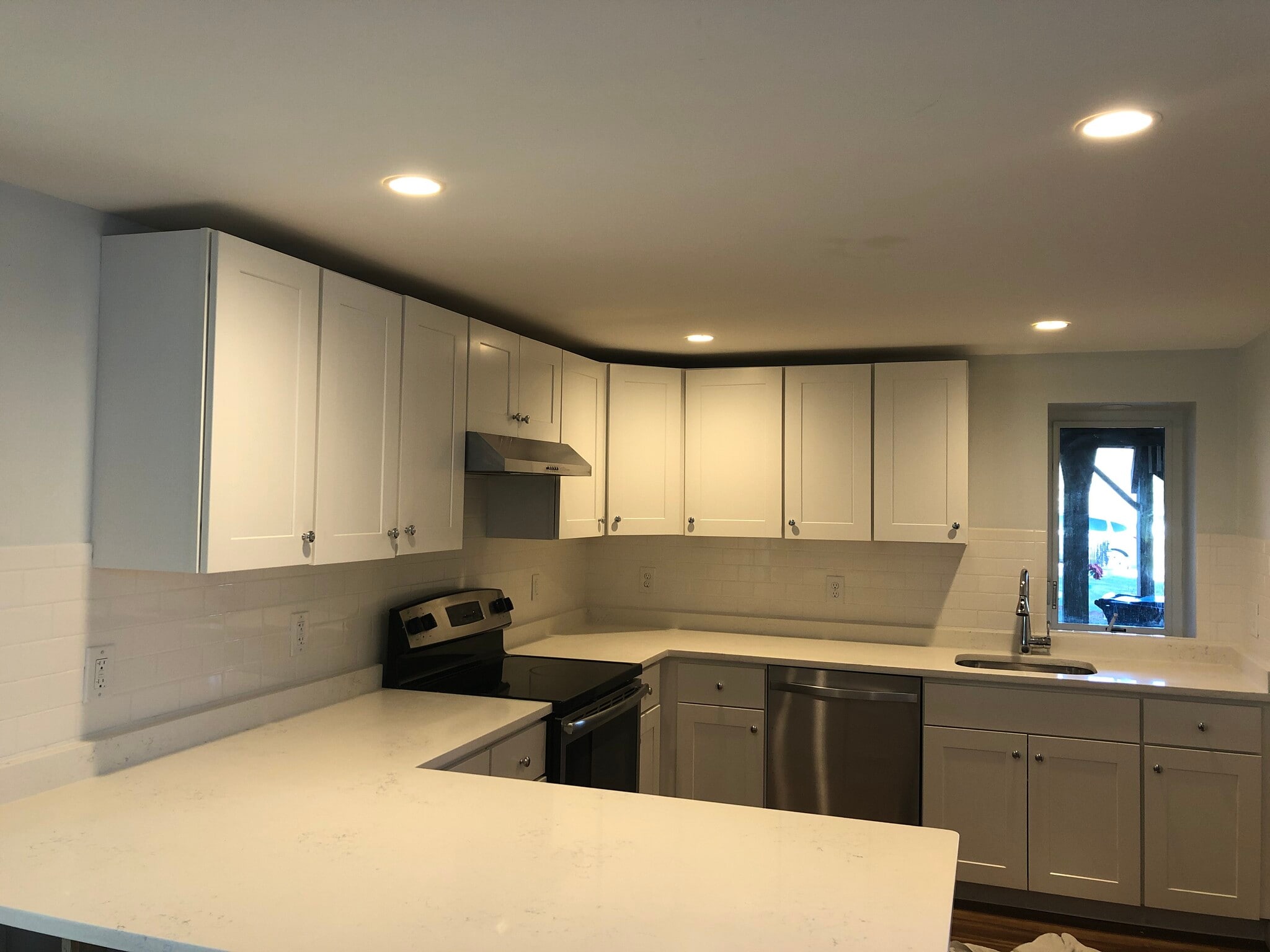 Building Photo - 33 Walnut Knls