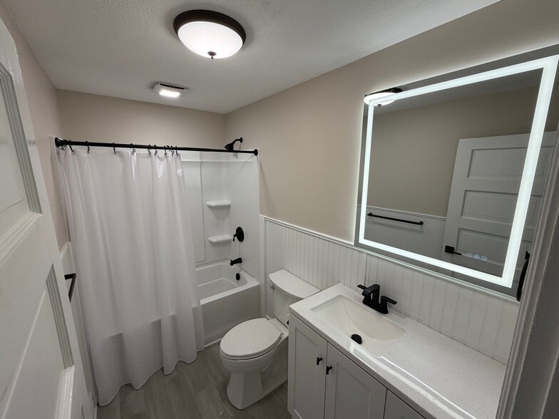 Building Photo - 503 Rimmon St