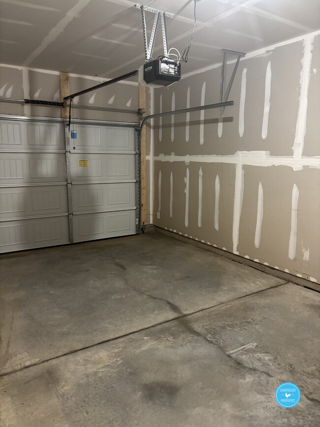 Building Photo - 1022 Poets Walk Rd