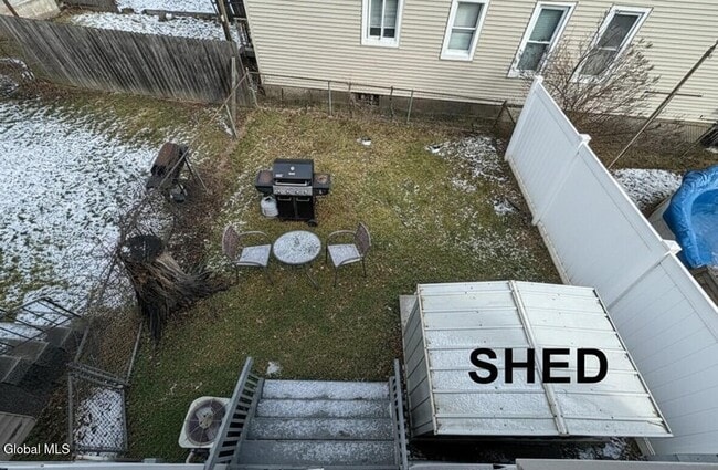 Building Photo - 603 1st St