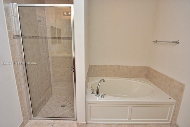 Building Photo - 4648 56th Ln