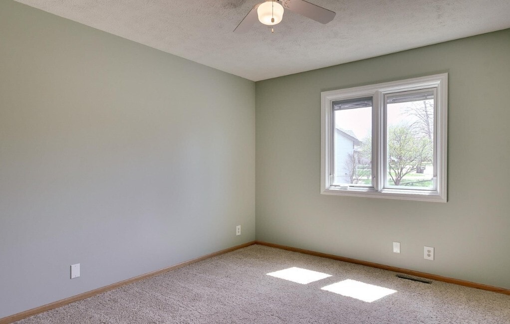 Building Photo - 4367 S 151st St