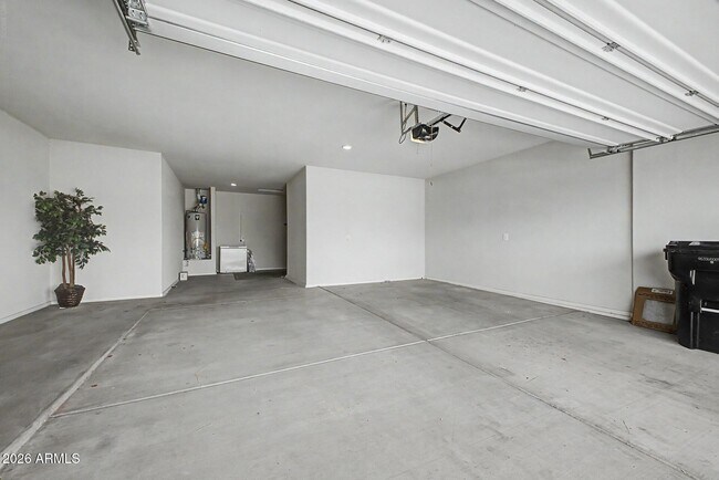 Building Photo - 18363 W Whispering Wind Dr
