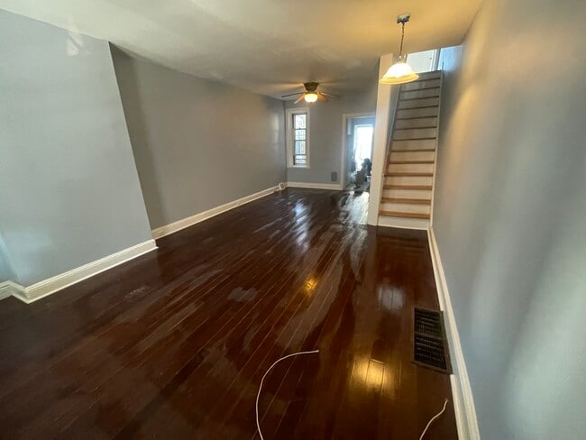 Building Photo - 3033 Chatham St