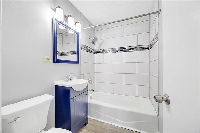 Building Photo - Don’t Miss This Updated 3-Bedroom Home