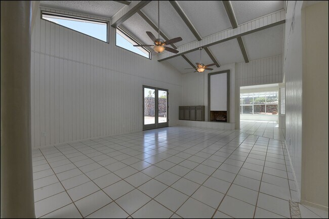 Building Photo - 6300 Jebel Way