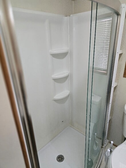 Building Photo - 4909 W Front Ave