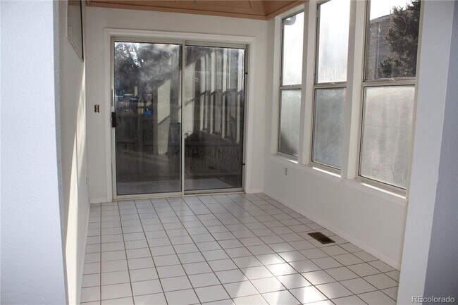 Building Photo - Home in Saddlebrook, Parker!