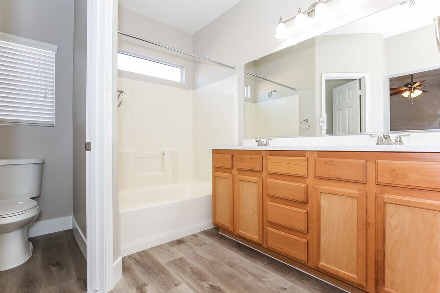 Building Photo - 3802 Caribbean Blue Ave