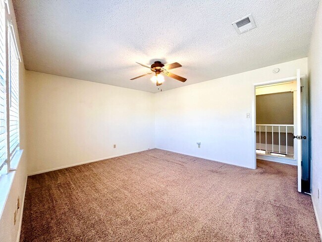 Building Photo - 11300 Maidenstone Dr