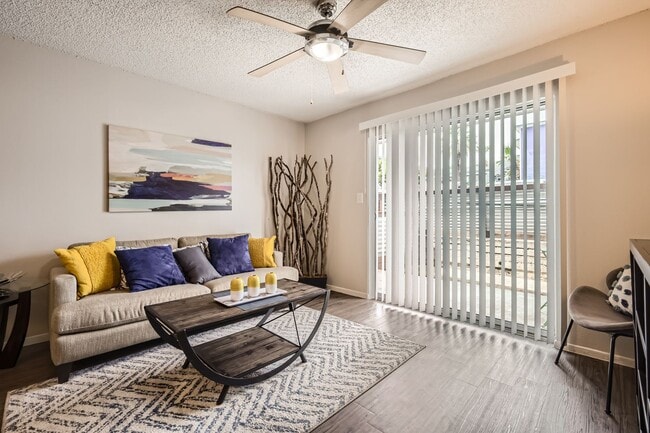 Building Photo - Element Austin Apartments