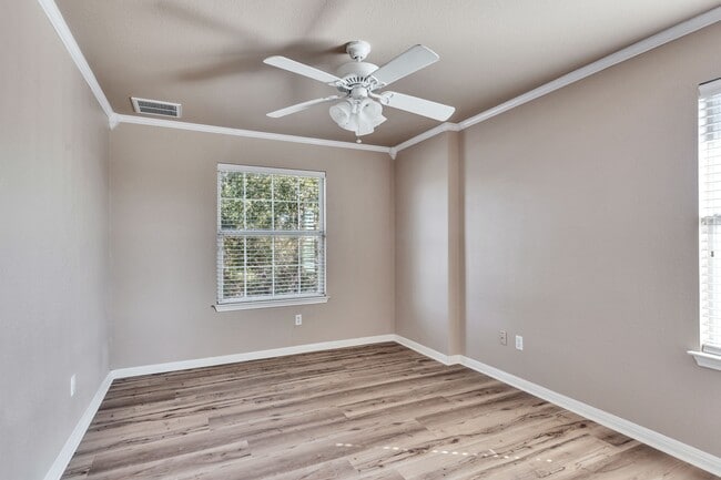 Building Photo - 1260 Arbor Knot Dr