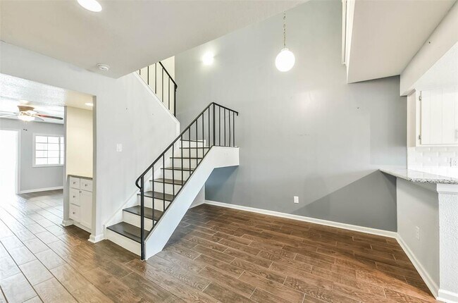 Building Photo - 5005 Georgi Ln
