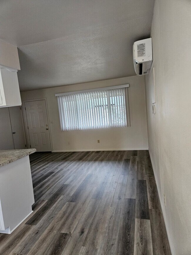 Building Photo - 310 NW 3rd St