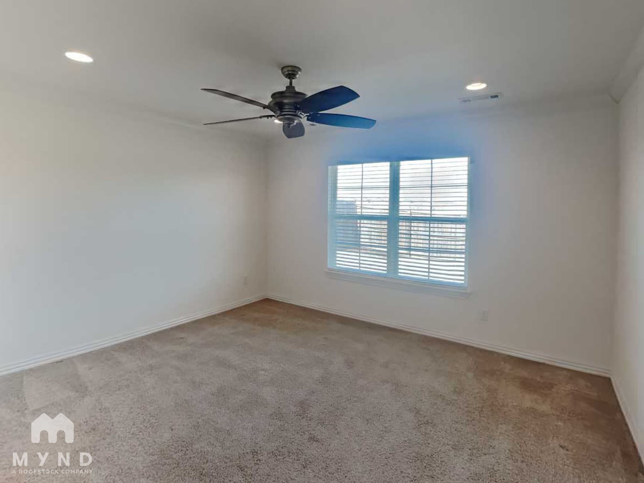 Building Photo - 5904 SW Teppee Ave