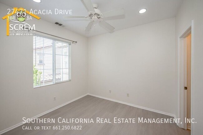 Building Photo - 27471 Acacia Dr