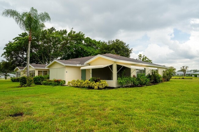 Building Photo - 14339 Canalview Dr