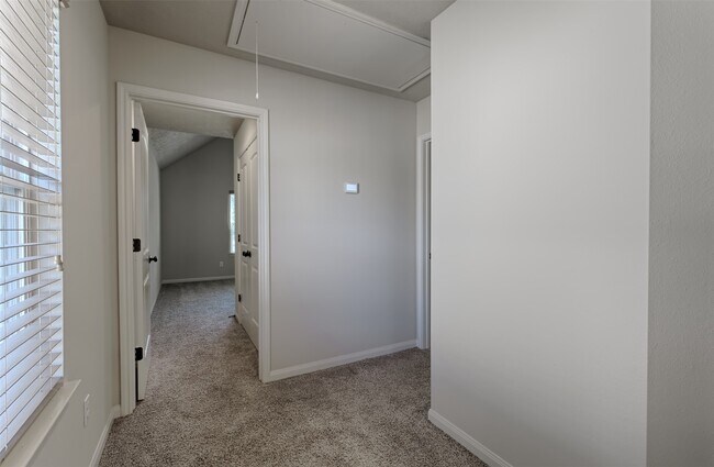 Building Photo - 12960 Orion Ct E