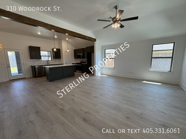 Building Photo - 310 Woodrock St