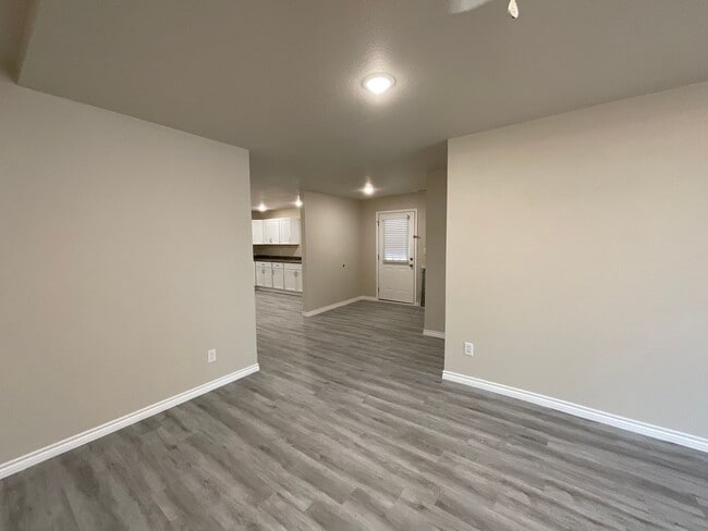 Building Photo - 1224 Nora Ln