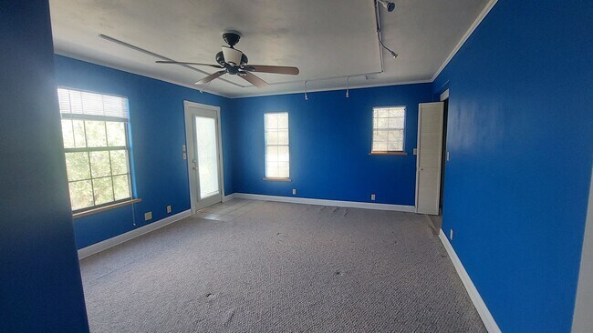 Building Photo - Medina Lake Views in Mico, TX