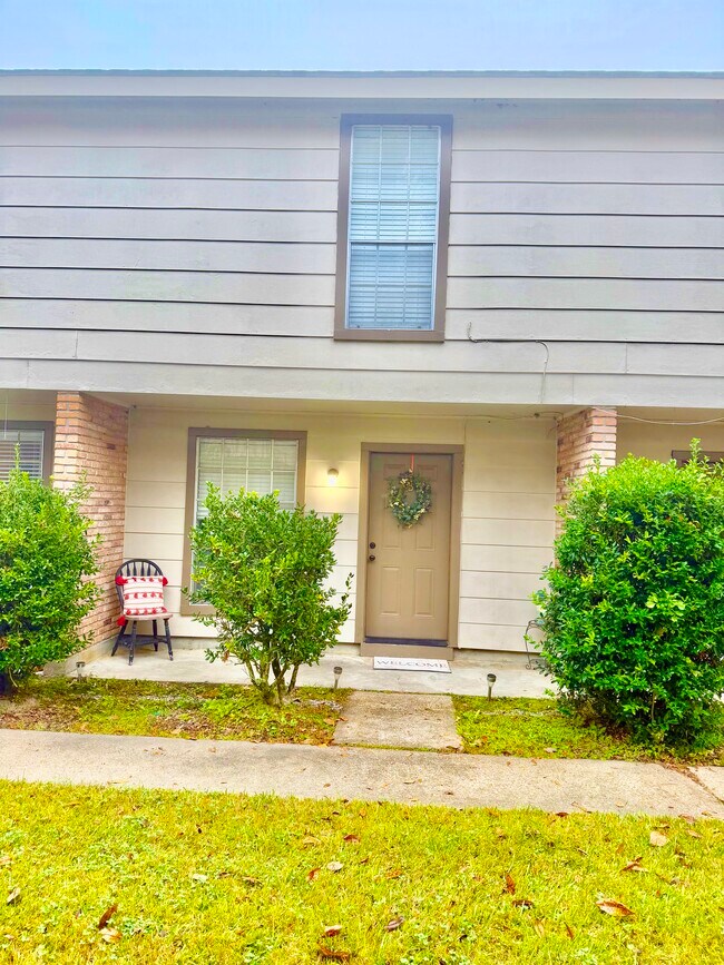 Primary Photo - 14732 Hooper Rd