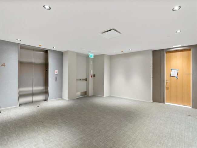 Building Photo - 1020 Sunset Point Rd