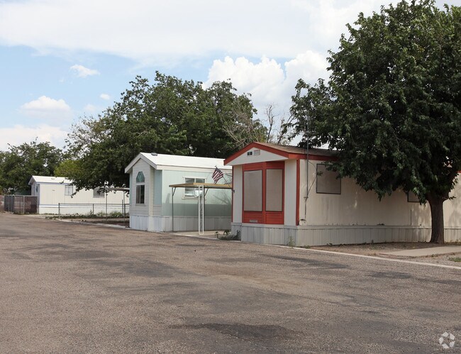 Primary Photo - Cadillac Estates