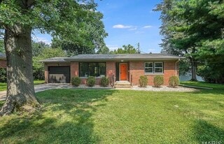 Building Photo - 609 Grandview Dr