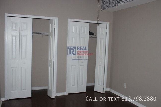 Building Photo - 13655 Artesa Bell Dr
