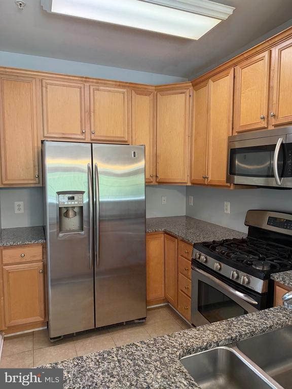 Building Photo - 20375 Belmont Park Terrace