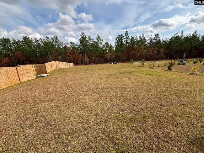 Building Photo - 520 Richmond Rd