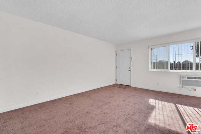 Building Photo - 7228 Allott Ave