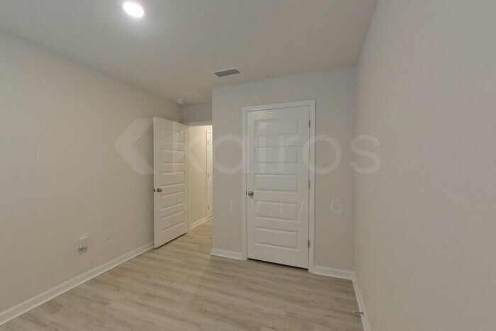 Building Photo - 4739 Malay Cir