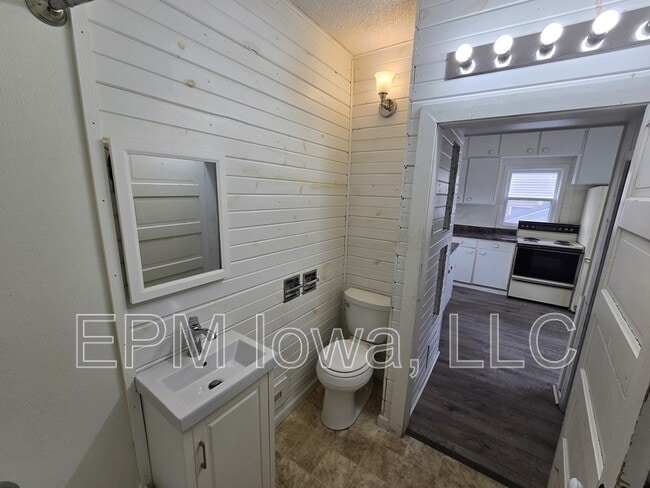 Building Photo - 1324 South St