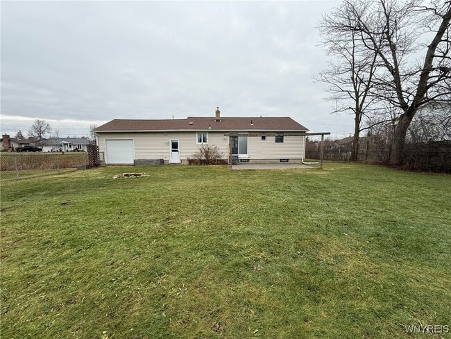 Building Photo - 6 Towerwood Rd