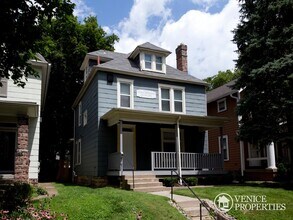 Building Photo - 5 Bedroom on OSU Campus