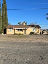 Building Photo - 3010 Trindade Rd