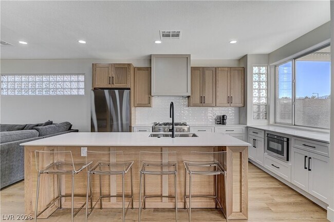 Building Photo - 1317 Fox Acres Dr