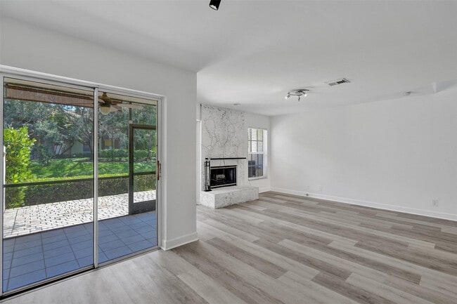 Building Photo - 11652 NW 19th Dr