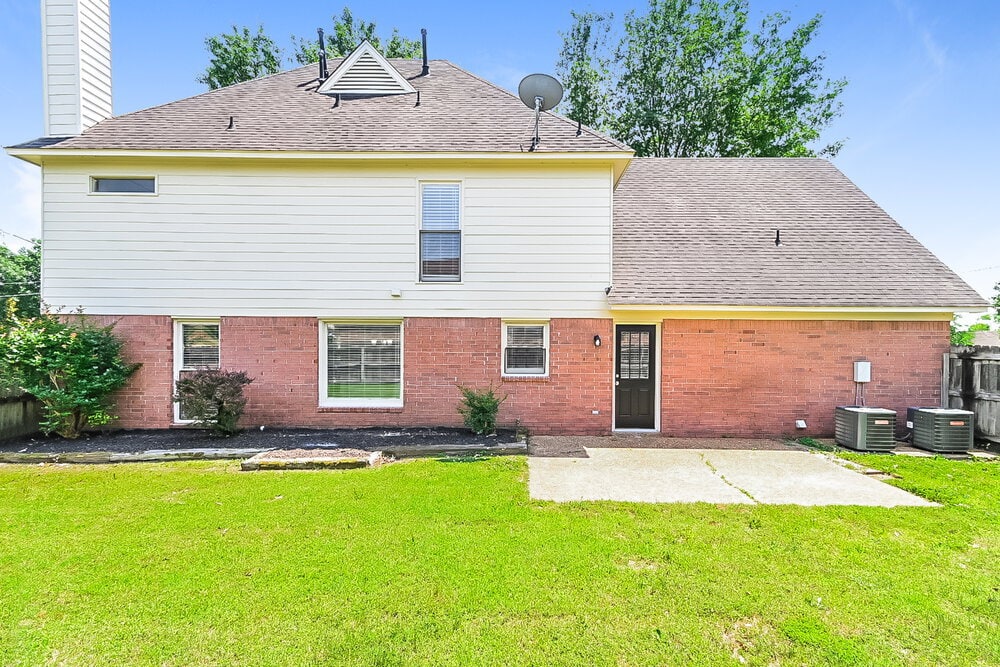 Building Photo - 8720 Bazemore Rd
