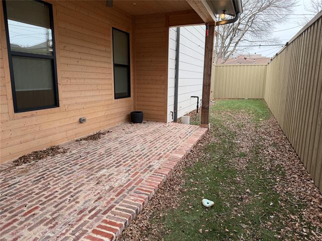 Building Photo - 4412 Emerson Ave