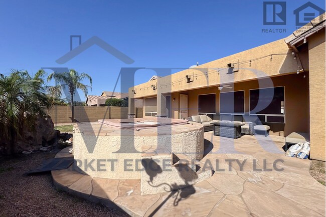 Building Photo - 3Bed/2.5Bath Home at Guadalupe/Crismon Rd! $399 MOVE-IN SPECIAL! Ready for Immediate Move-In!