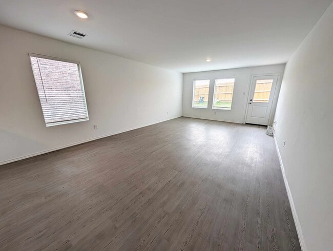 Building Photo - New Home in Edmond