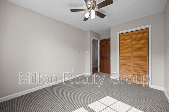 Building Photo - 145 S Patterson St