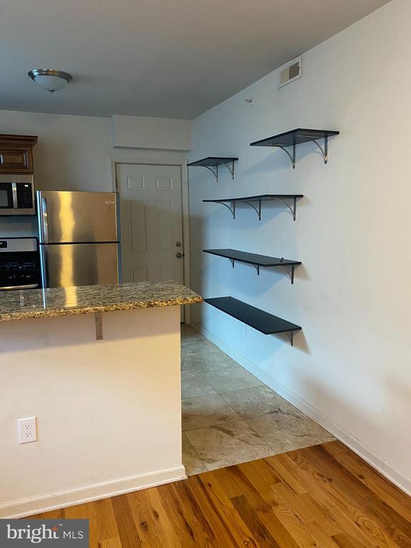 Building Photo - 58 S Broadway