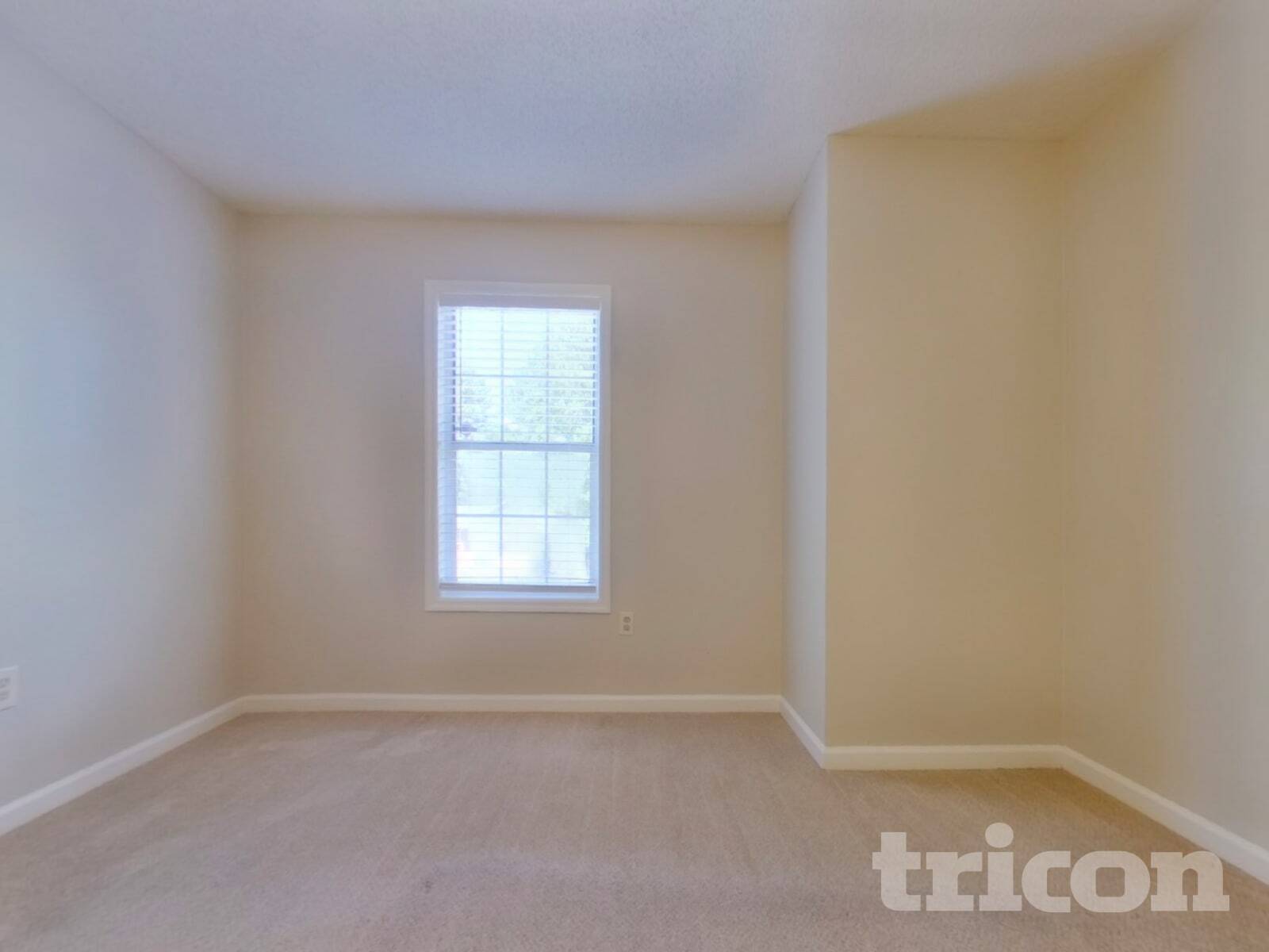 Building Photo - 2711 Candler Ct